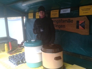 Foto vom Kolpingstand auf dem Meitinger Weihnachtsmarkt
