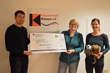 Foto von der Weihnachtsspenden�bergabe