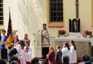 Foto vom Gottesdienst bei der Bezirkswallfahrt