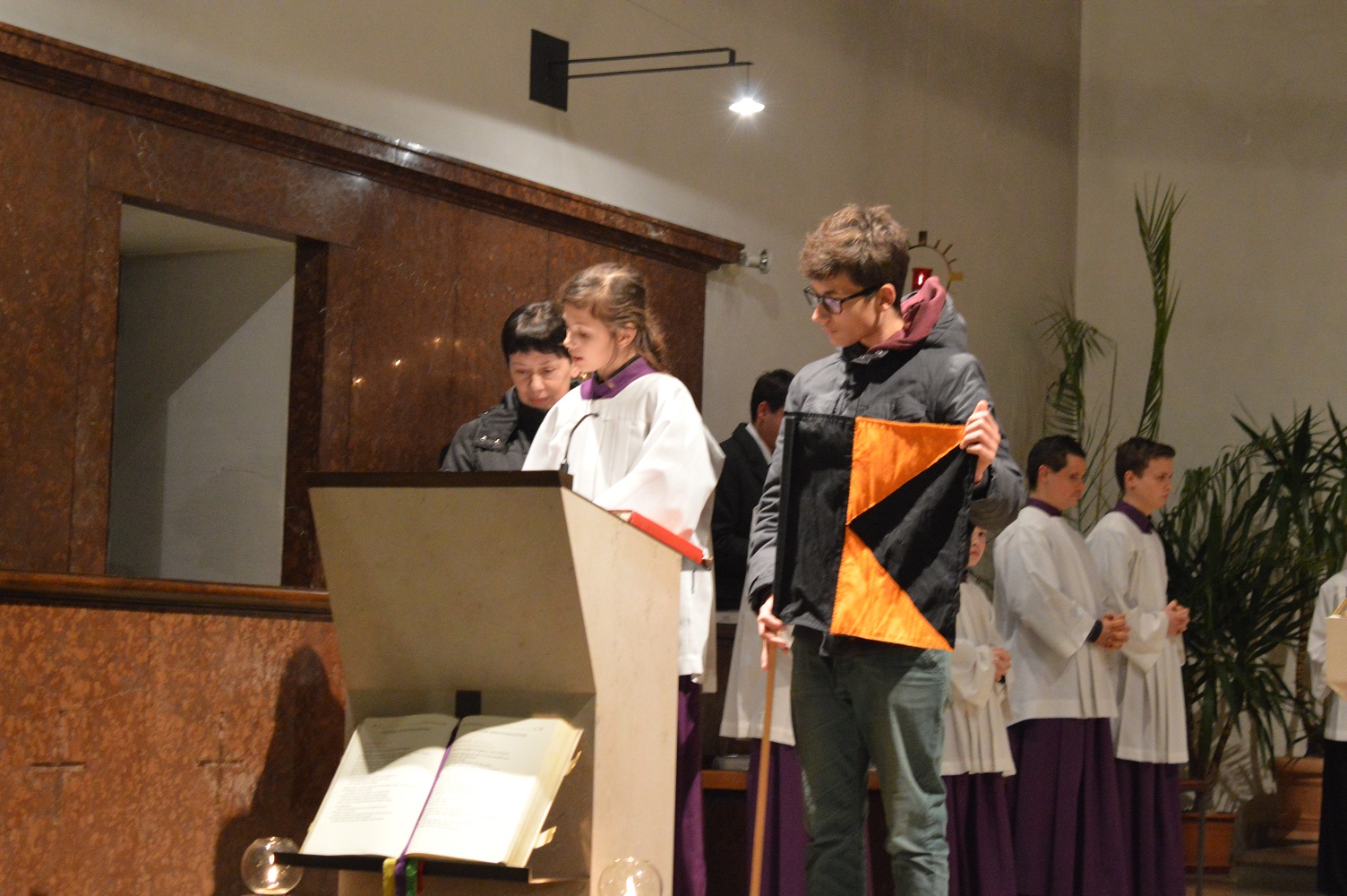 Foto von den F&uuml;rbitten beim Gedenkgottesdienst