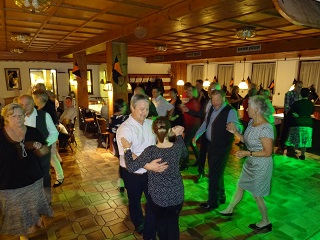 Foto vom Bezirkstanzabend in Welden